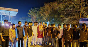 विशु अजमानी के नेतृत्व में युवाओं ने किया भिलाई विधायक देवेन्द्र यादव का भव्य स्वागत