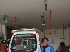 सायरा बानो बनीं आत्मनिर्भरता की मिसाल : दिव्यांगता के बावजूद ई-रिक्शा चलाकर कमा रहीं सम्मानजनक आजीविका