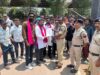 अजीत जोगी युवा मोर्चा के प्रदेश अध्यक्ष शमसुल ने घेरा पुलिस अधीक्षक कार्यालय