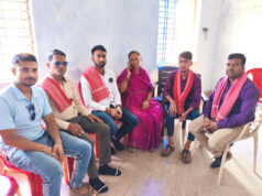 अपहरण की घटना के बाद पद्मश्री फुलबासन यादव से जोहार छत्तीसगढ़ पार्टी के नेताओं ने की मुलाकात