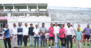 खेलो इंडिया सेंटर में नई जर्सी का अनावरण, महापौर बोले-अनुशासन से ही बनते हैं महान खिलाड़ी