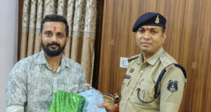 गौ सेवा और रक्तदान में योगदान पर सन्मय श्रीवास्तव बने ‘यातायात पुलिस मित्र’