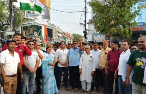 जांच एजेंसियों के दुरुपयोग के खिलाफ कांग्रेस का उग्र प्रदर्शन, पुलिस से झूमाझटकी के बीच प्रधानमंत्री व मुख्यमंत्री का पुतला दहन