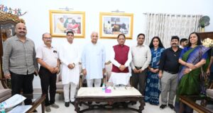 मुख्यमंत्री श्री विष्णुदेव साय से लघु उद्योग भारती के प्रतिनिधिमंडल ने की सौजन्य मुलाकात : 14वें इंडिया इंडस्ट्रियल फेयर की तैयारियों पर हुई चर्चा