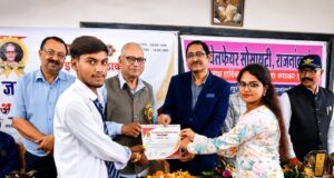 राशि वेलफेयर सोसायटी ने किया पूर्व सैनिकों का सम्मान, क्विज़ प्रतियोगिता में चमके विद्यार्थी