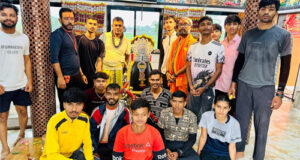 सावन के पहले दिन आस्था का अनूठा समागम : मोहरा से शिवनाथ का जल लेकर सिंघोला महाकाल धाम पहुंचे कांवड़िए
