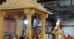 माँ और बाबा के दरबार में छग के भगतों ने शीश नवाया