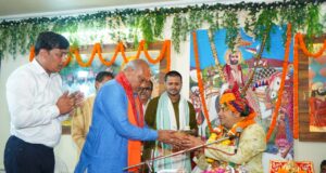 सनातन धर्म में कुमारी कन्या को मां गौरा रूप में विवाहित कन्या को मां लक्ष्मी एवं बच्चों को संस्कार देने वाली को माँ शारदा के रूप में पूजा जाता है : राजीव कृष्ण महाराज