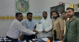 आवसीय पट्टा योजना सर्वे में अनियमितता, आसिफ अली ने प्रशासन को घेरा